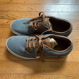 Men’s Casual Shoes